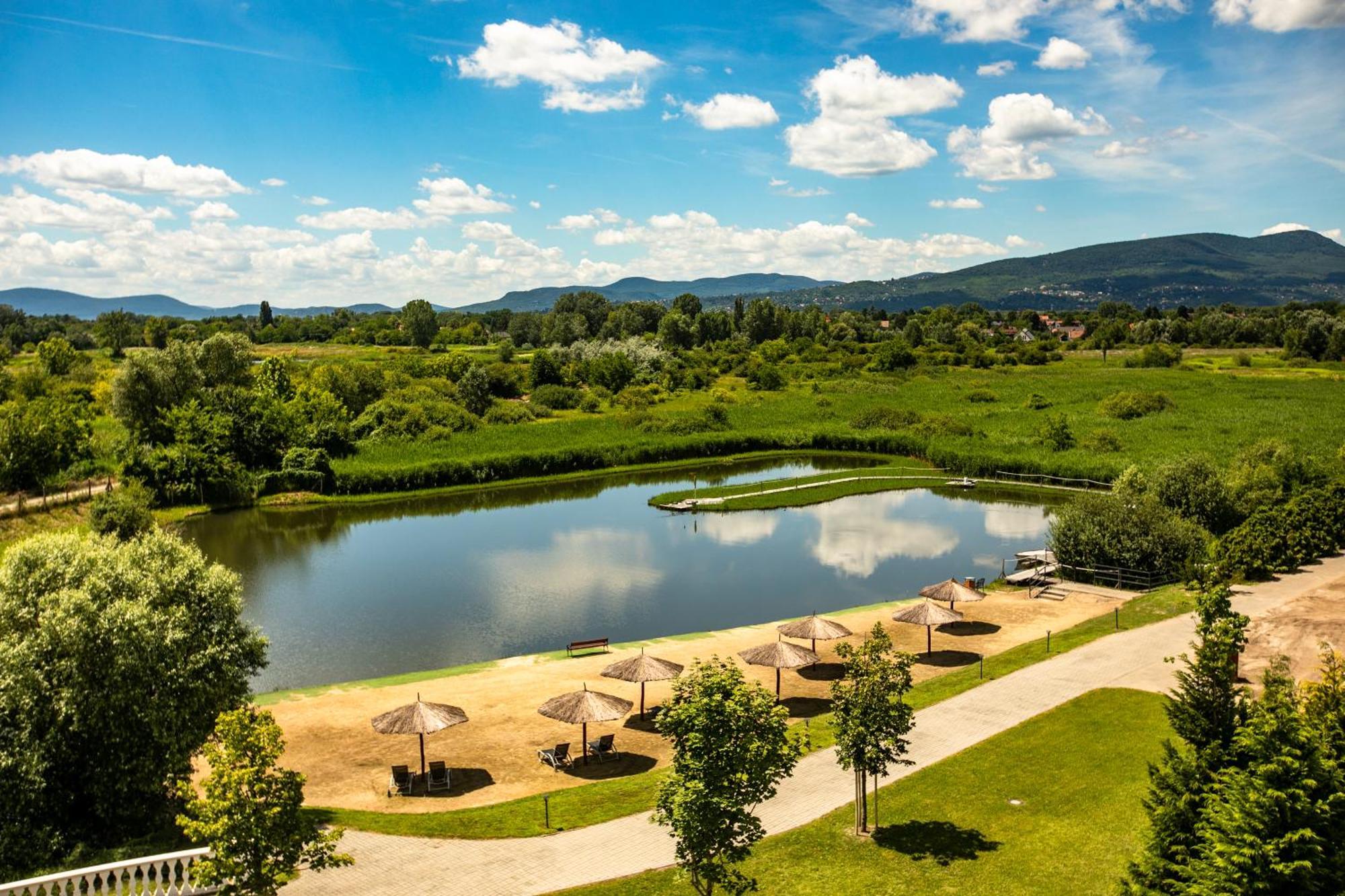 Hotel Golden Palace Göd Zewnętrze zdjęcie