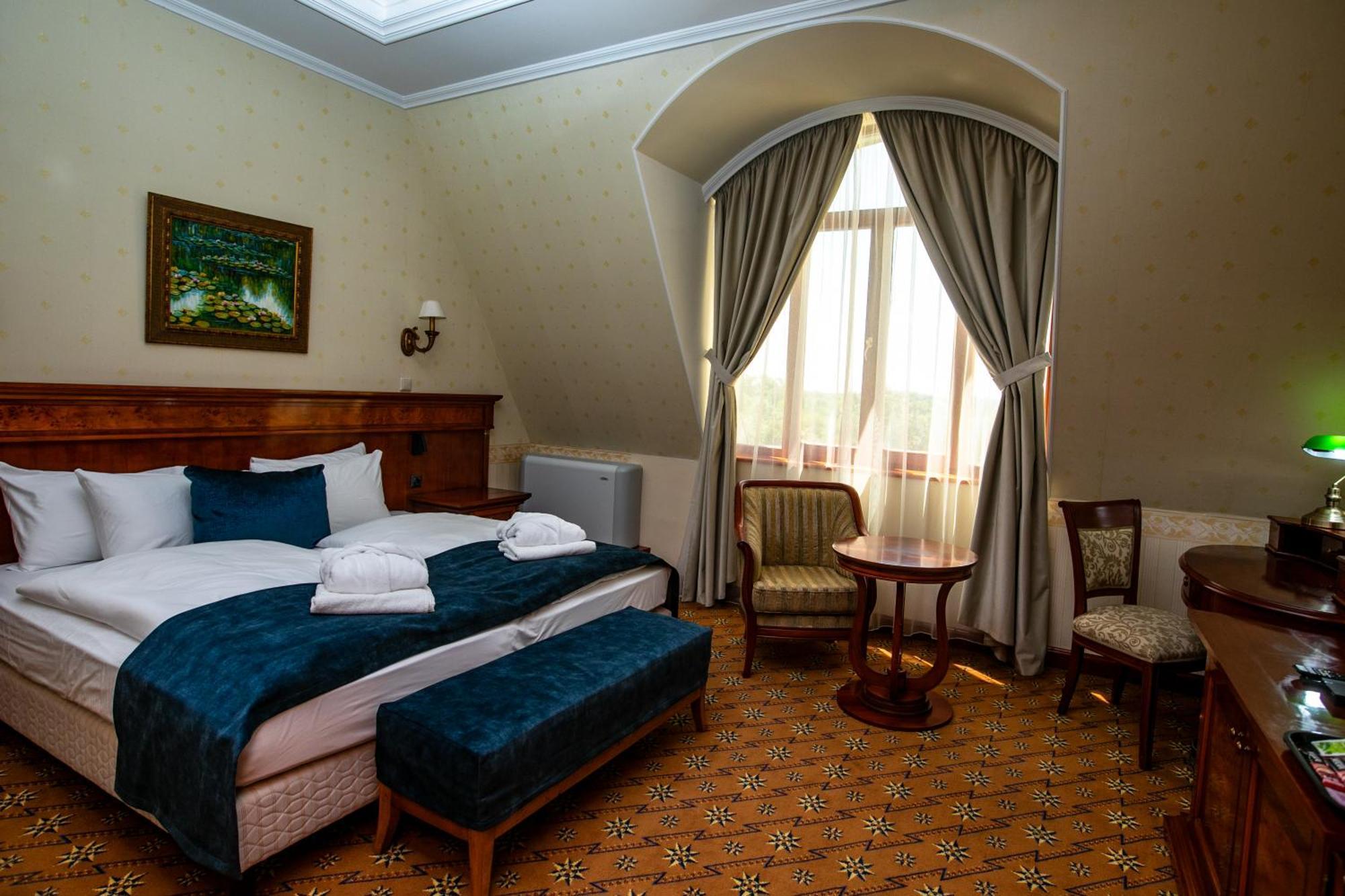 Hotel Golden Palace Göd Zewnętrze zdjęcie