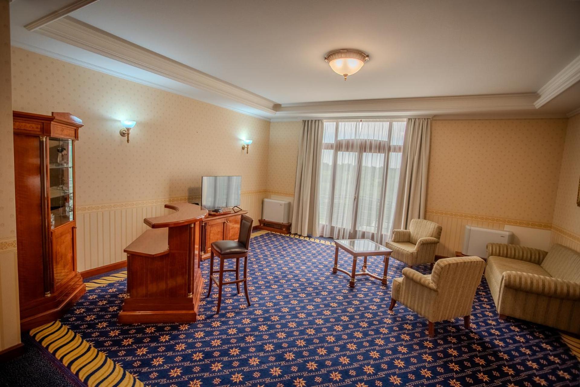 Hotel Golden Palace Göd Zewnętrze zdjęcie